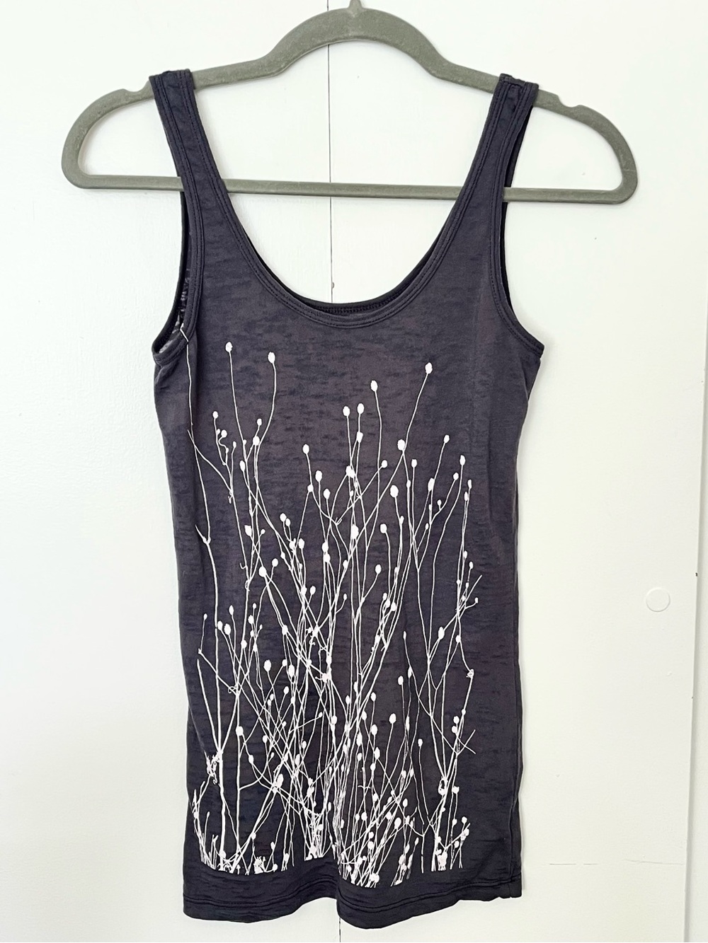 Artisan Hand-Crafted Botanical Tank Size S